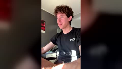 Snapshot of saint_nott chatting on 07-12-26, 07:16 saint_nott online show from 07-12-26, 07:16