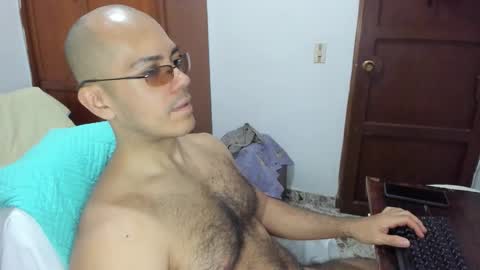 saintedy01 online show from 12-19-25, 01:07