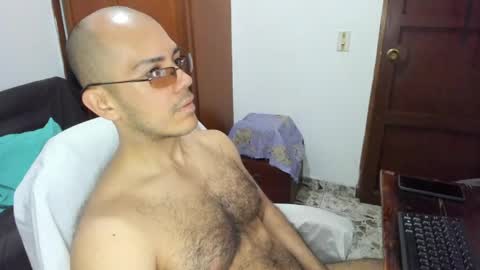 Snapshot of saintedy01 chatting on 04-29-26, 02:10 saintedy01 online show from 04-29-26, 02:10