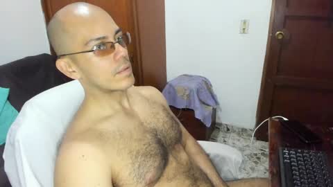 Snapshot of saintedy01 chatting on 05-06-26, 12:21 saintedy01 online show from 05-06-26, 12:21