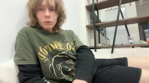 saintfawn online show from 04-19-26, 04:28