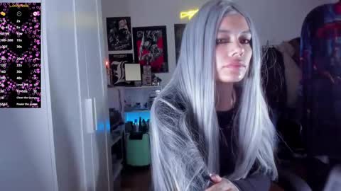 Snapshot of sakaexxx chatting on 02-16-25, 06:43 online show from 02-16-25, 06:43