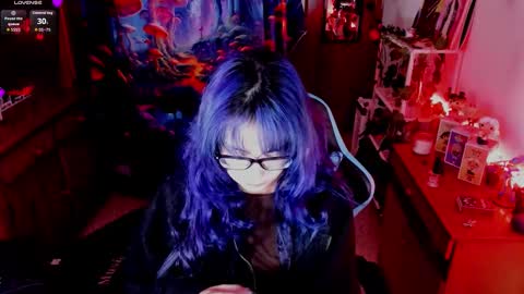    online show from 12-05-25, 09:29