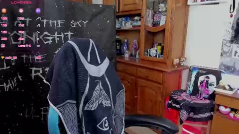    online show from 06-18-26, 09:14