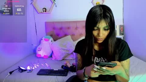 Snapshot of sakiakanee chatting on 07-29-26, 11:30 Saki Akanee online show from 07-29-26, 11:30