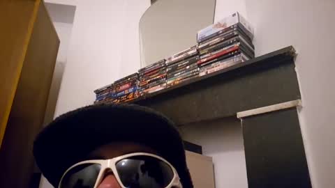 Cluuter online show from 04-12-26, 03:11