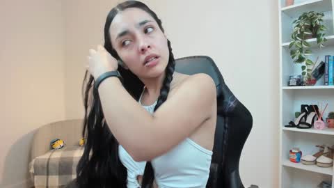 Sakura Harper online show from 01-20-25, 05:59