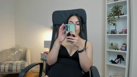 Snapshot of sakura_harper chatting on 05-27-26, 04:31 Sakura Harper online show from 05-27-26, 04:31