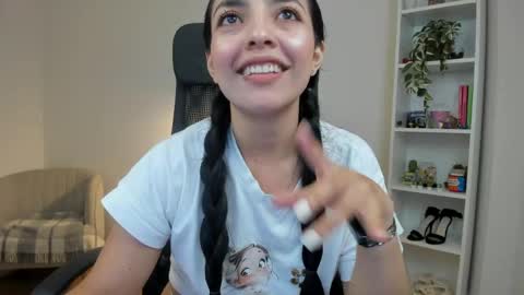Snapshot of sakura_harper chatting on 06-05-26, 06:20 Sakura Harper online show from 06-05-26, 06:20