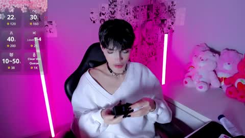 Kitty     online show from 04-25-26, 03:20