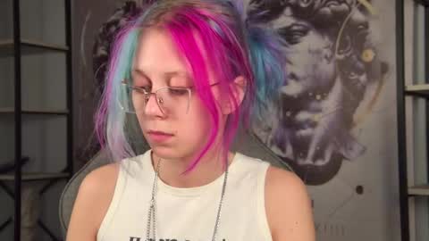 sakurabliss online show from 11-18-25, 04:00