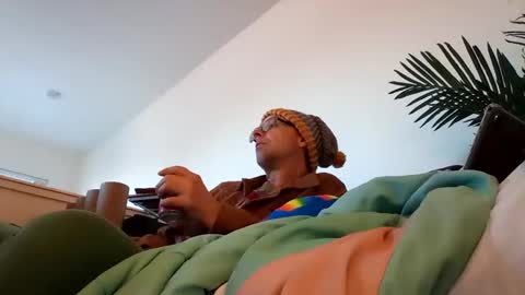 Snapshot of salis1981 chatting on 01-20-25, 12:46 salis1981 online show from 01-20-25, 12:46