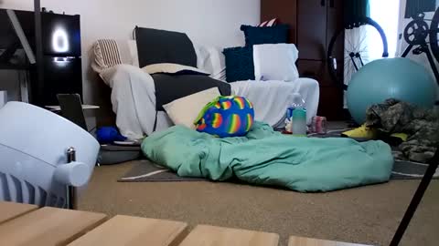 Snapshot of salis1981 chatting on 02-19-25, 12:35 salis1981 online show from 02-19-25, 12:35