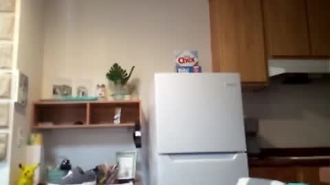 Snapshot of salis1981 chatting on 02-10-26, 06:45 salis1981 online show from 02-10-26, 06:45