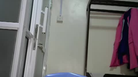 sally_beauty2023 online show from 02-18-25, 08:49