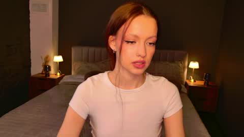 Snapshot of sallypinkman chatting on 05-21-26, 09:16 Sally Pinkman online show from 05-21-26, 09:16