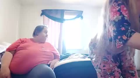 Snapshot of sallyspank chatting on 07-15-26, 05:07 sallyspank online show from 07-15-26, 05:07
