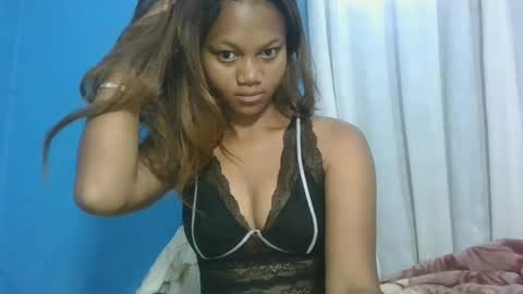 SallyWett online show from 02-05-25, 03:34