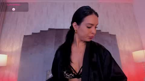 Snapshot of salma_lutz chatting on 07-11-26, 12:41 Marcela online show from 07-11-26, 12:41