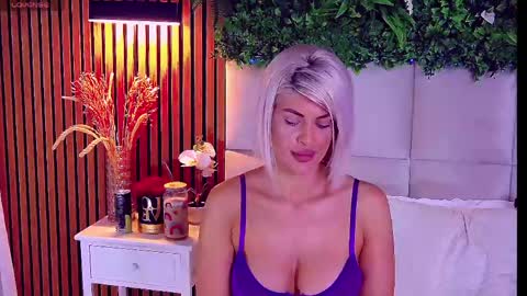Snapshot of salmaroze chatting on 04-25-26, 03:31 SalmaRoze online show from 04-25-26, 03:31