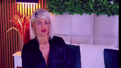 Snapshot of salmaroze chatting on 04-29-26, 02:48 SalmaRoze online show from 04-29-26, 02:48
