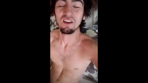 salmonman1305 online show from 04-12-26, 03:50