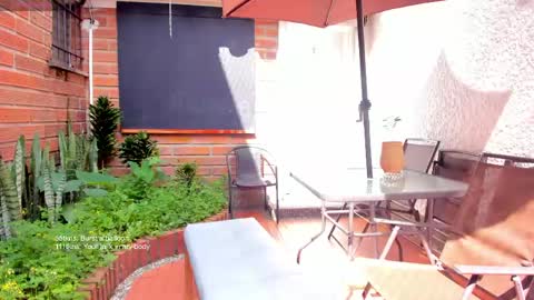 Snapshot of salo____ chatting on 04-25-26, 02:36 Salo online show from 04-25-26, 02:36