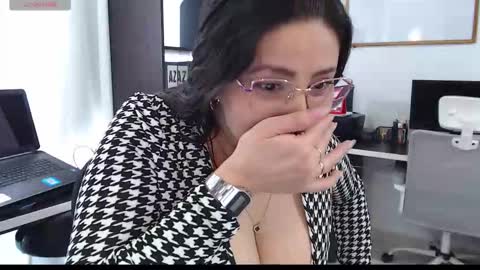 Salome online show from 01-07-26, 09:28