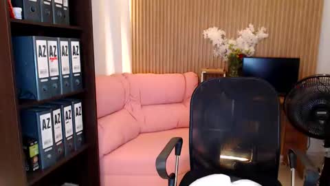 Salome online show from 05-25-26, 10:38