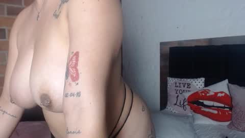 Snapshot of salome__palmer chatting on 01-15-26, 08:34 online show from 01-15-26, 08:34