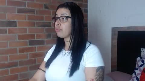 Snapshot of salome__palmer chatting on 02-15-26, 06:26 online show from 02-15-26, 06:26