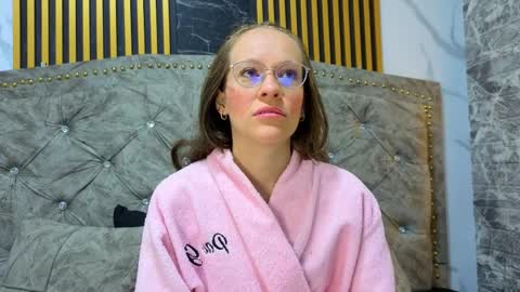 salome_cruxx online show from 04-02-26, 12:14