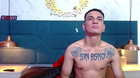 Snapshot of salome_daniel chatting on 02-13-25, 11:04 salome_daniel online show from 02-13-25, 11:04