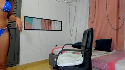 Snapshot of salome_domi chatting on 12-04-24, 01:09 salome online show from 12-04-24, 01:09