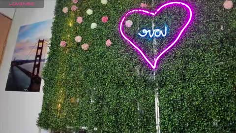 Snapshot of salome_domi chatting on 12-31-24, 05:22 salome online show from 12-31-24, 05:22