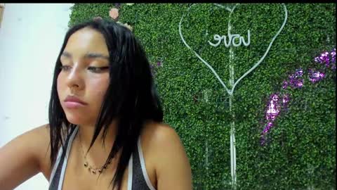 Snapshot of salome_domi chatting on 02-02-25, 08:19 salome online show from 02-02-25, 08:19