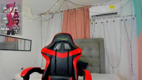 Snapshot of salome_domi chatting on 02-20-25, 06:57 salome online show from 02-20-25, 06:57