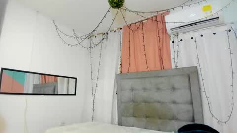 Snapshot of salome_domi chatting on 02-22-25, 12:38 salome online show from 02-22-25, 12:38