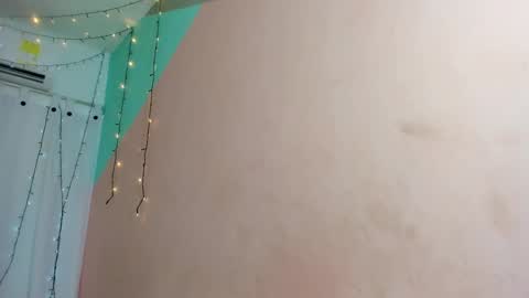 Snapshot of salome_domi chatting on 03-11-25, 07:58 salome online show from 03-11-25, 07:58