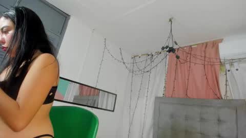 Snapshot of salome_domi chatting on 09-30-25, 08:30 salome online show from 09-30-25, 08:30