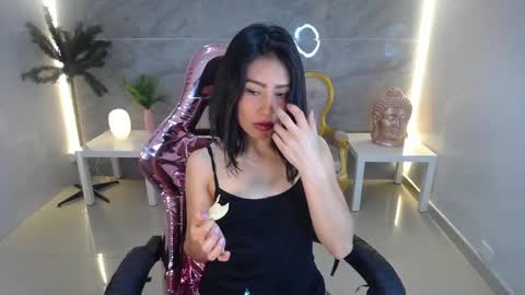 Snapshot of salome_stockman_sub chatting on 02-20-25, 08:14 Salome online show from 02-20-25, 08:14