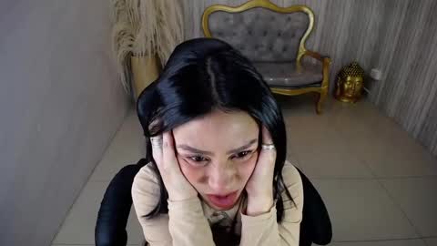 Snapshot of salome_stockman_sub chatting on 02-24-25, 08:14 Salome online show from 02-24-25, 08:14