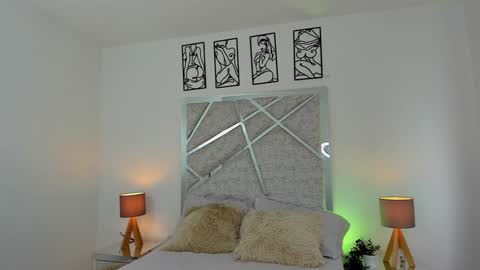 Snapshot of salomedyla chatting on 12-31-24, 06:46 salomedyla online show from 12-31-24, 06:46