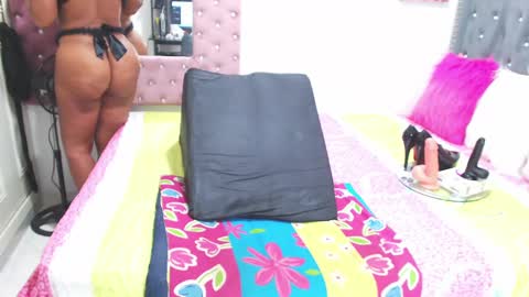 Snapshot of salomeeebony chatting on 09-13-25, 02:33 Salome online show from 09-13-25, 02:33