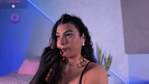 Snapshot of salomeferreira_ chatting on 12-01-25, 04:56 Salome Ferreira online show from 12-01-25, 04:56