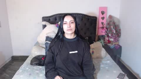 yenny online show from 02-04-26, 03:12