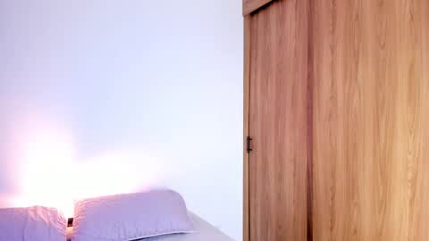 Salome online show from 11-24-25, 10:53