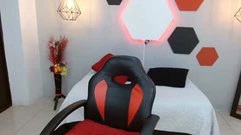 martina online show from 01-20-25, 07:15