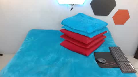 Snapshot of salomeswet chatting on 02-16-25, 05:15 martina online show from 02-16-25, 05:15