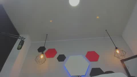 Snapshot of salomeswet chatting on 11-16-25, 01:55 martina online show from 11-16-25, 01:55